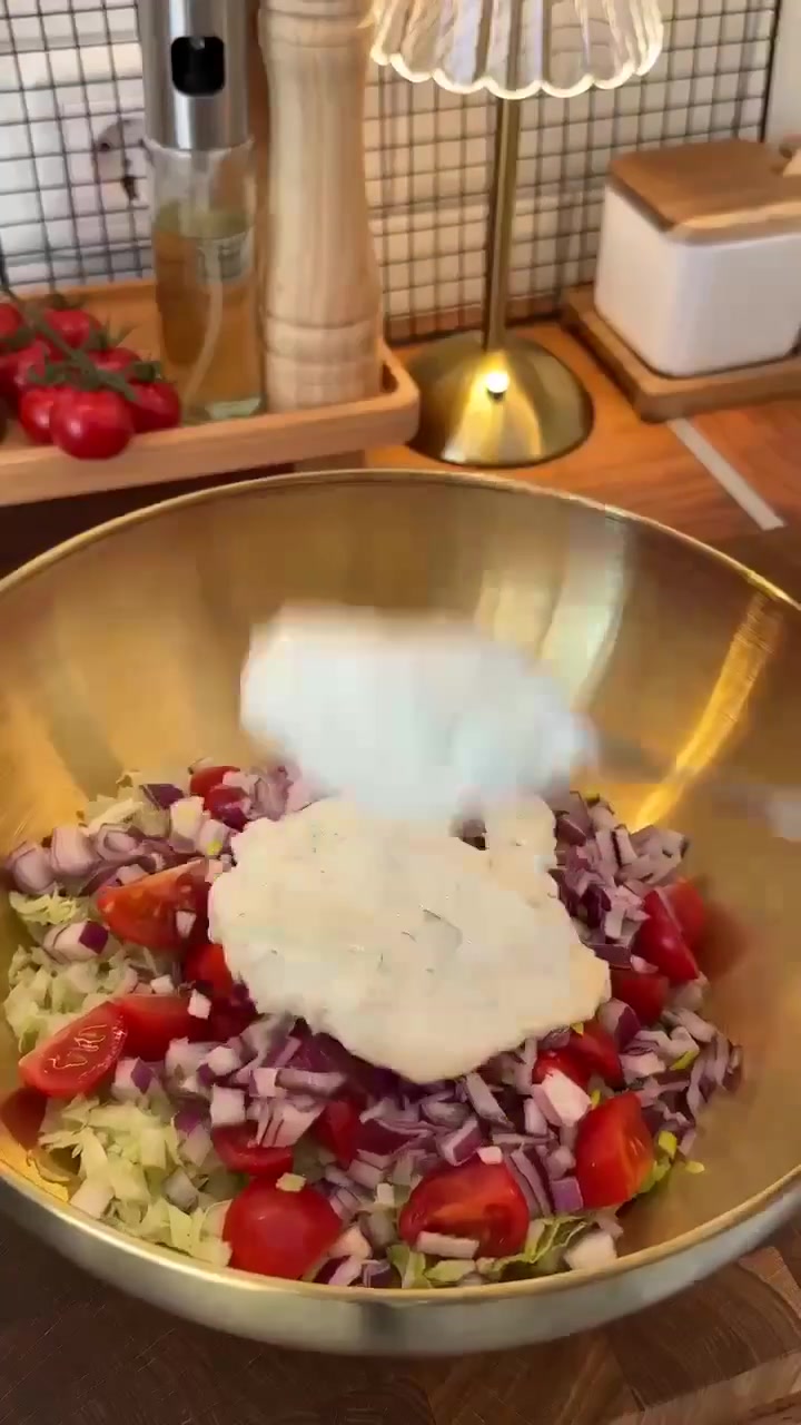 Салат с пастой Бабочки